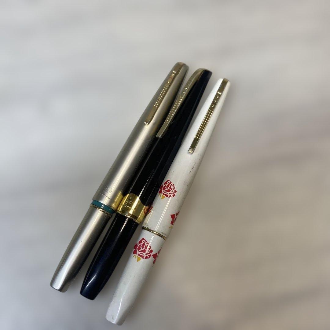 PLATINUM プラチナ 万年筆 18K ショート 金　廃盤　細字　花柄