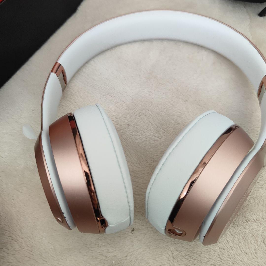 24)未使用Beats solo 3 wireless Rose Gold