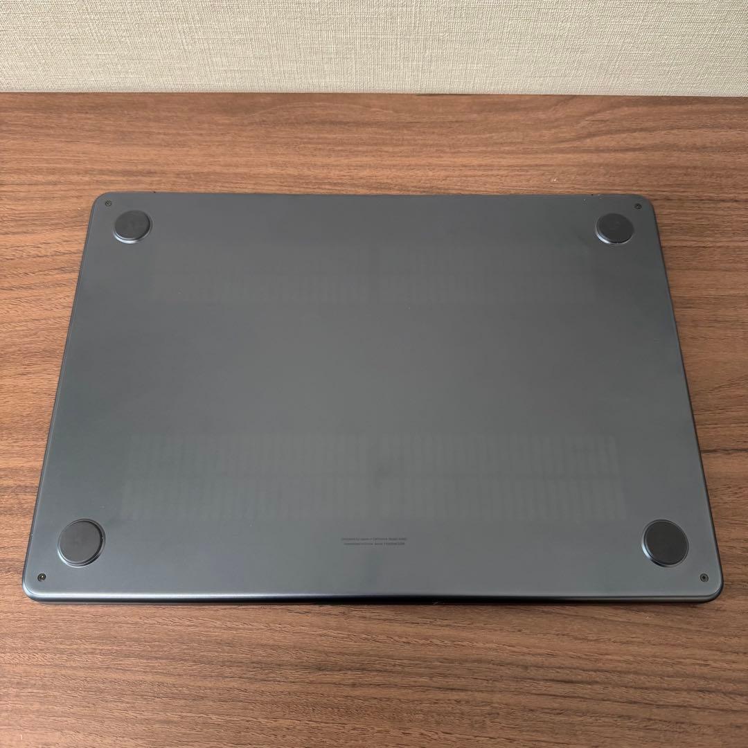 【美品】Apple MacBook Air M2スペースグレイ