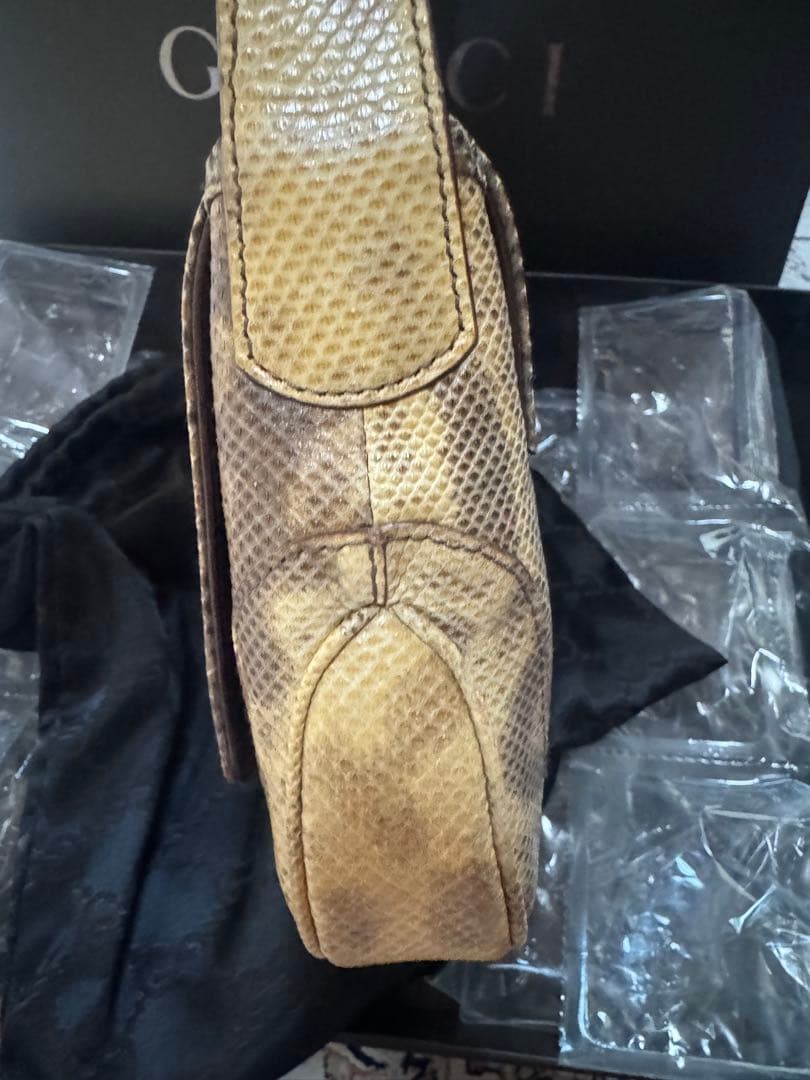 グッチ　パイソンジャッキーワンショルダーバッグ　ヘビ革