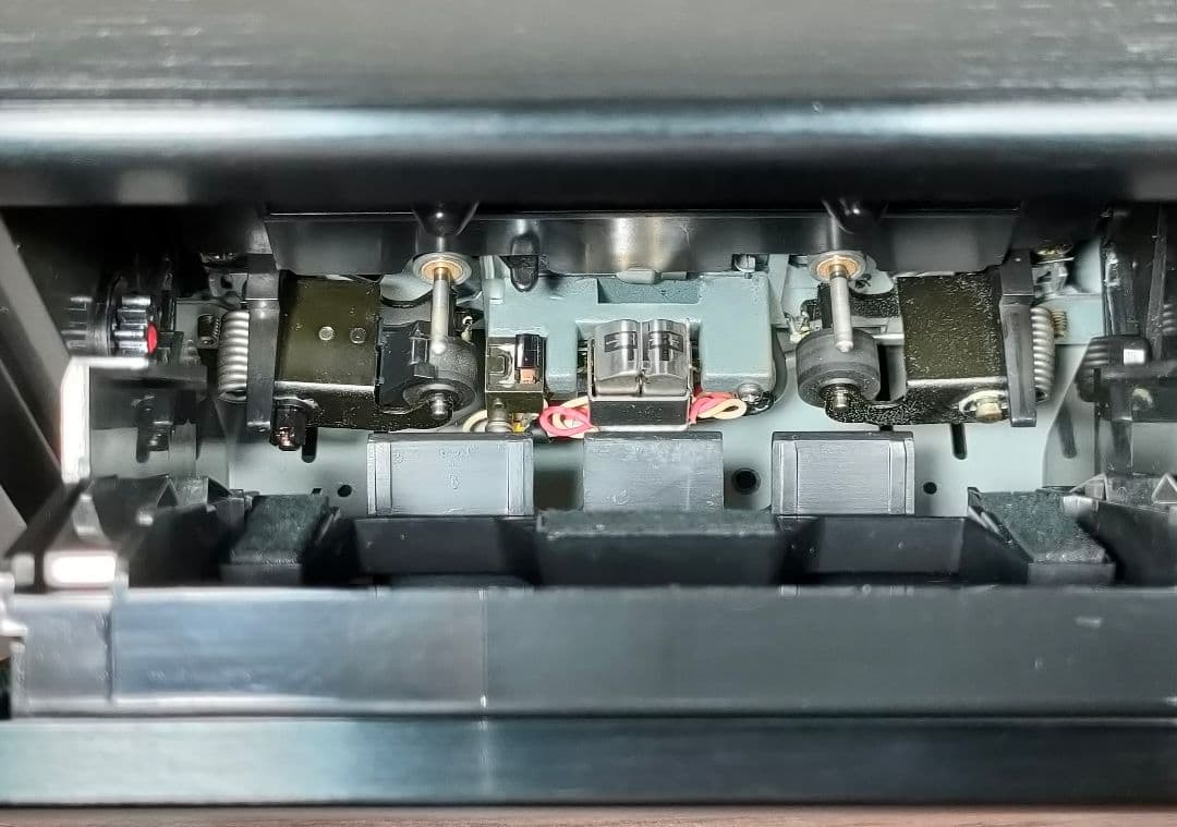 ビクター Victor TD-V515 ３ヘッドカセットデッキ【録音再生良好】