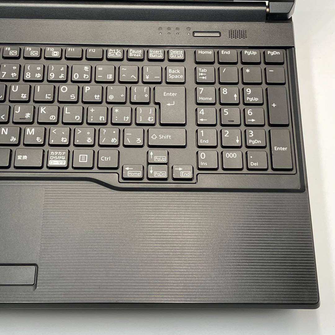 093 富士通 A5512/J i5-1245U win11 office