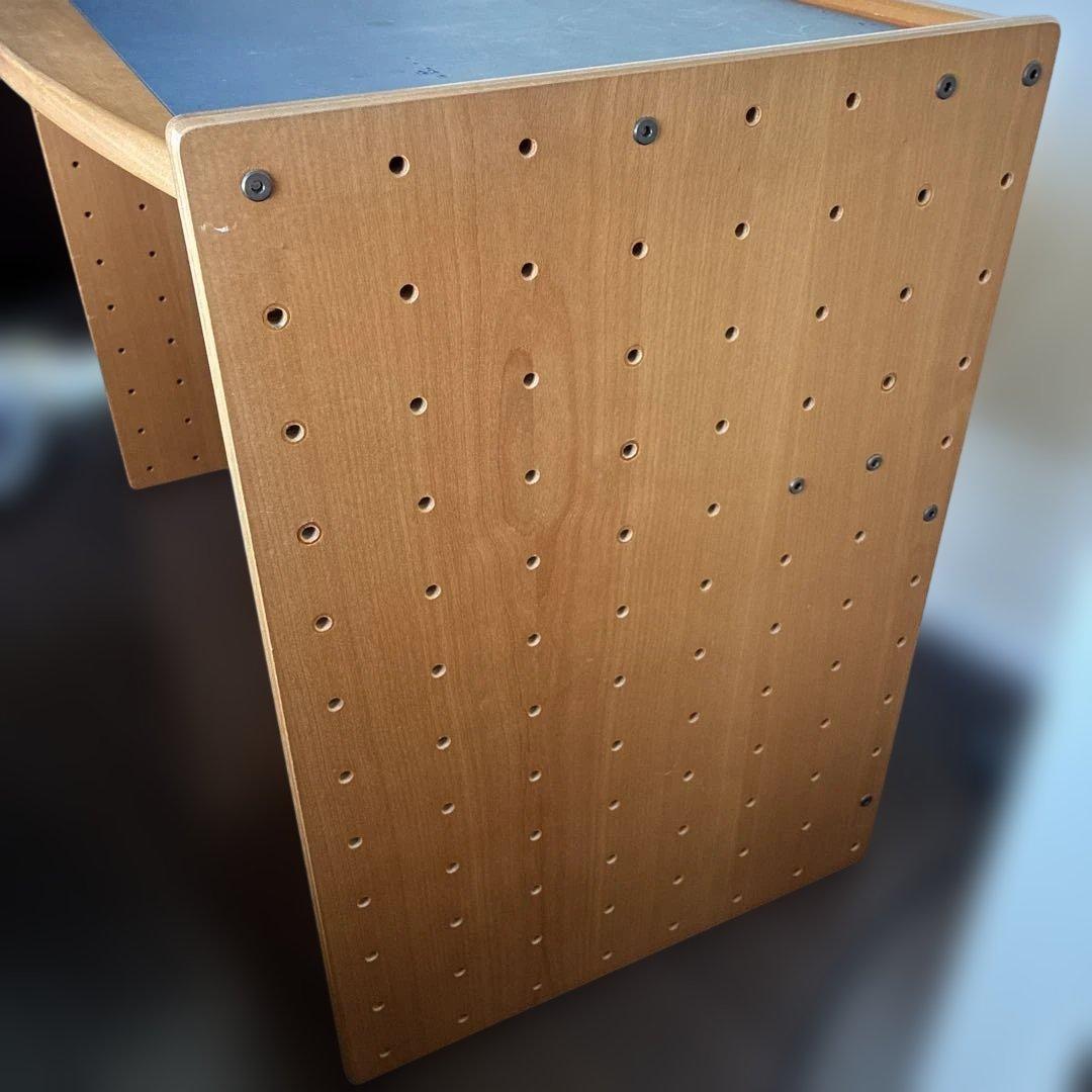 フォルミオ　デスク