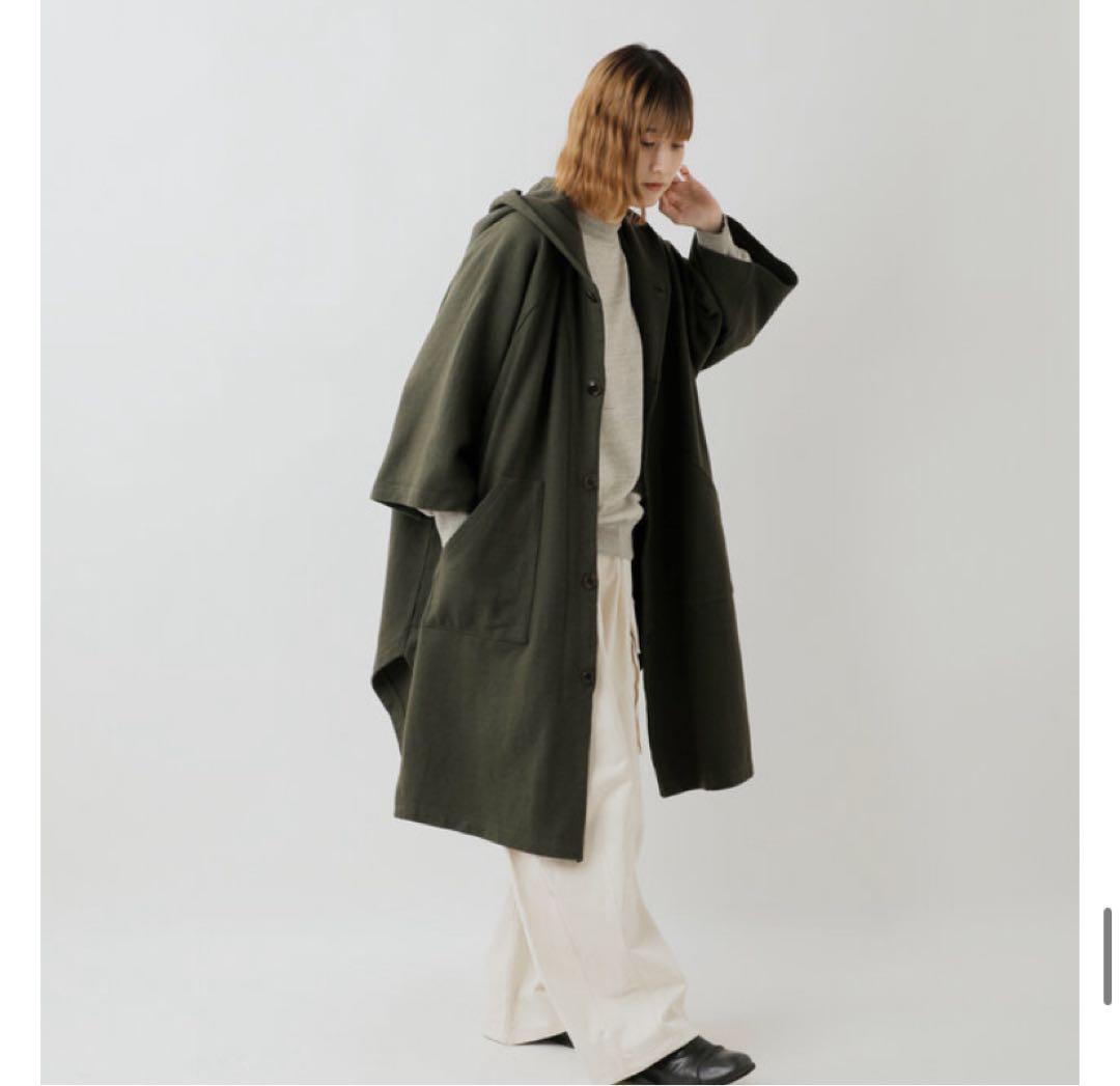 ほぼ未使用　TISSU｜圧縮 ウール ニット ポンチョ コート　ワイド　ベージュ