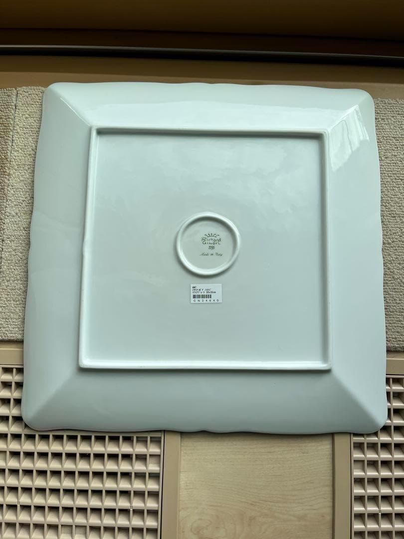 リチャードジノリ イタリアンポア / 野いちご（30㎝） No2