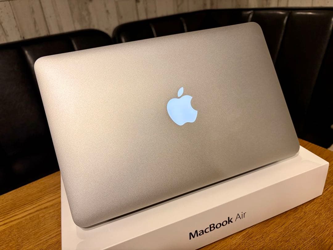 【美品】Apple MacBook Air 11インチ Early 2014