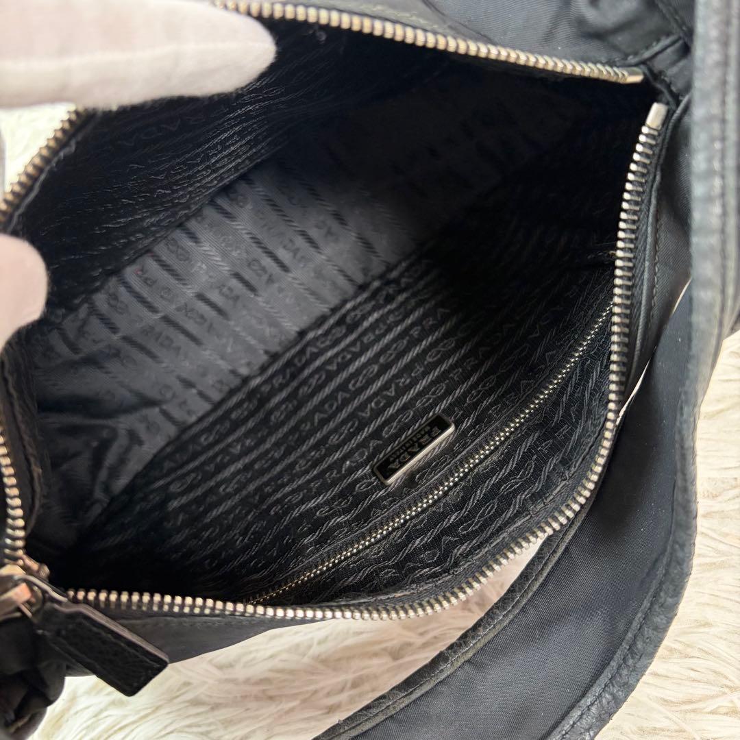 激レア✨PRADA プラダ アクセサリーポーチ レザー×ナイロン ワンショルダー