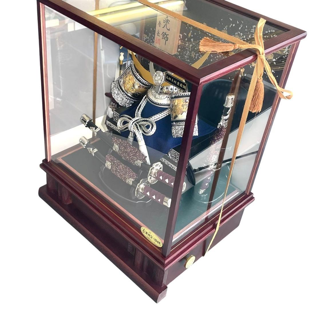 最高級　特選五月人形　 兜12号飾り 優しい音色　オルゴール付き（鯉のぼり）