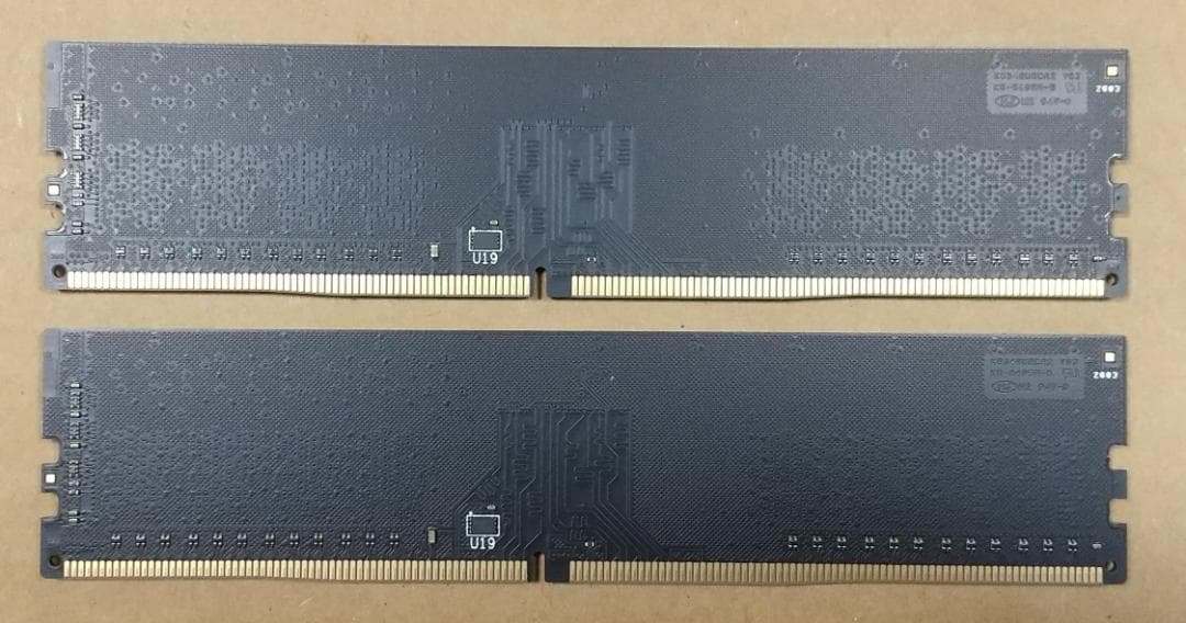 デスクトップ用中古メモリ　CFD Panram DDR4-3200 8GB×2枚