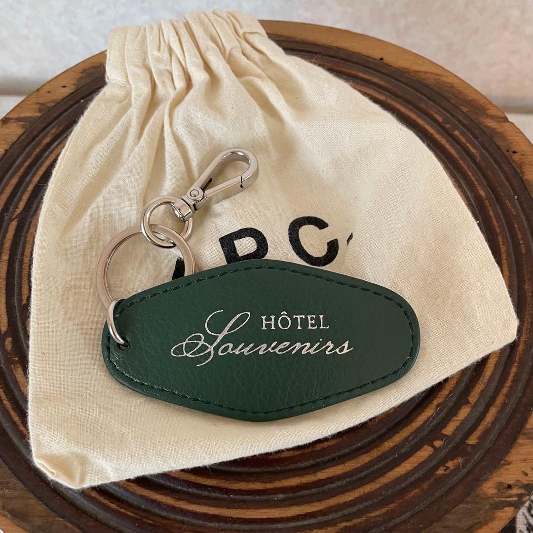 JJJJOUND A.P.C. キーリング