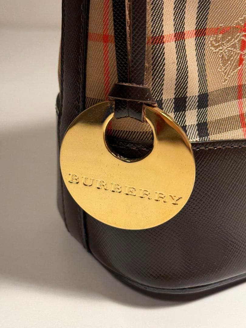 Burberry アクセサリーポーチ ワンショルダー バッグ ノバチェック
