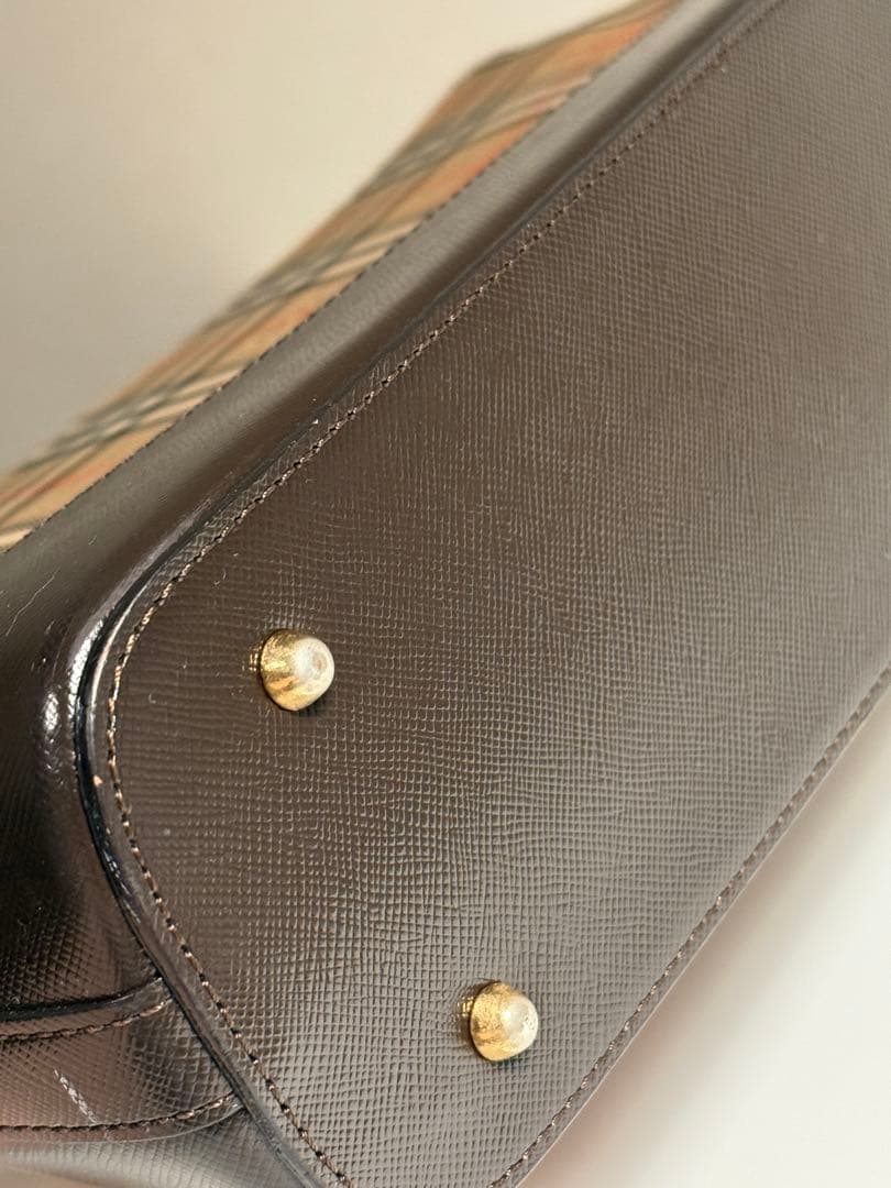 Burberry アクセサリーポーチ ワンショルダー バッグ ノバチェック