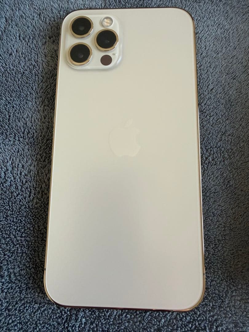 m*i様 Apple iPhone 12 Pro ゴールド 本体