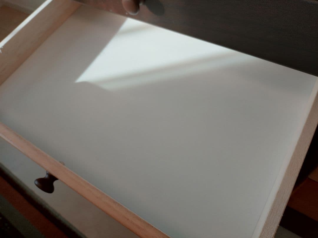 ニトリ　8段木目調ローチェスト（ダークブラウン）