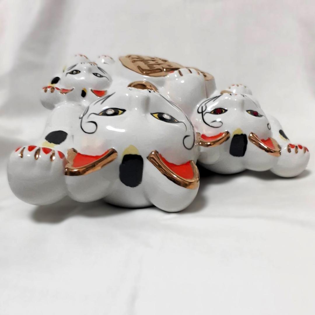 059　瀬戸焼　招き猫 三匹猫　ガラス目　昭和レトロ　当時物　希少品