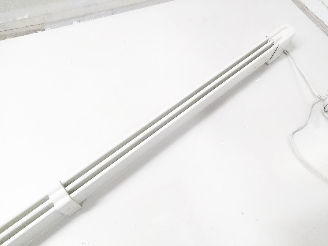 ウインドーラジエーター W/R-1500 窓際ヒーター 1500mm □