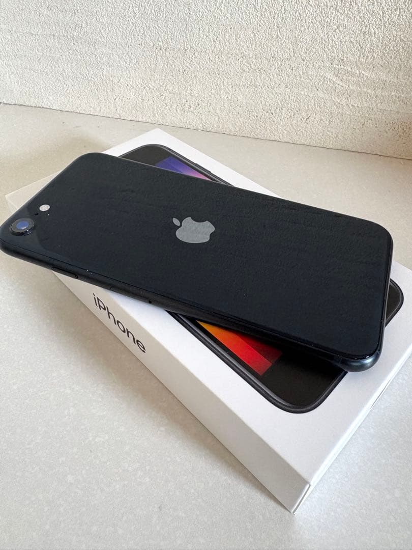 iPhone SE 第3世代 128GB SIMフリー ミッドナイト