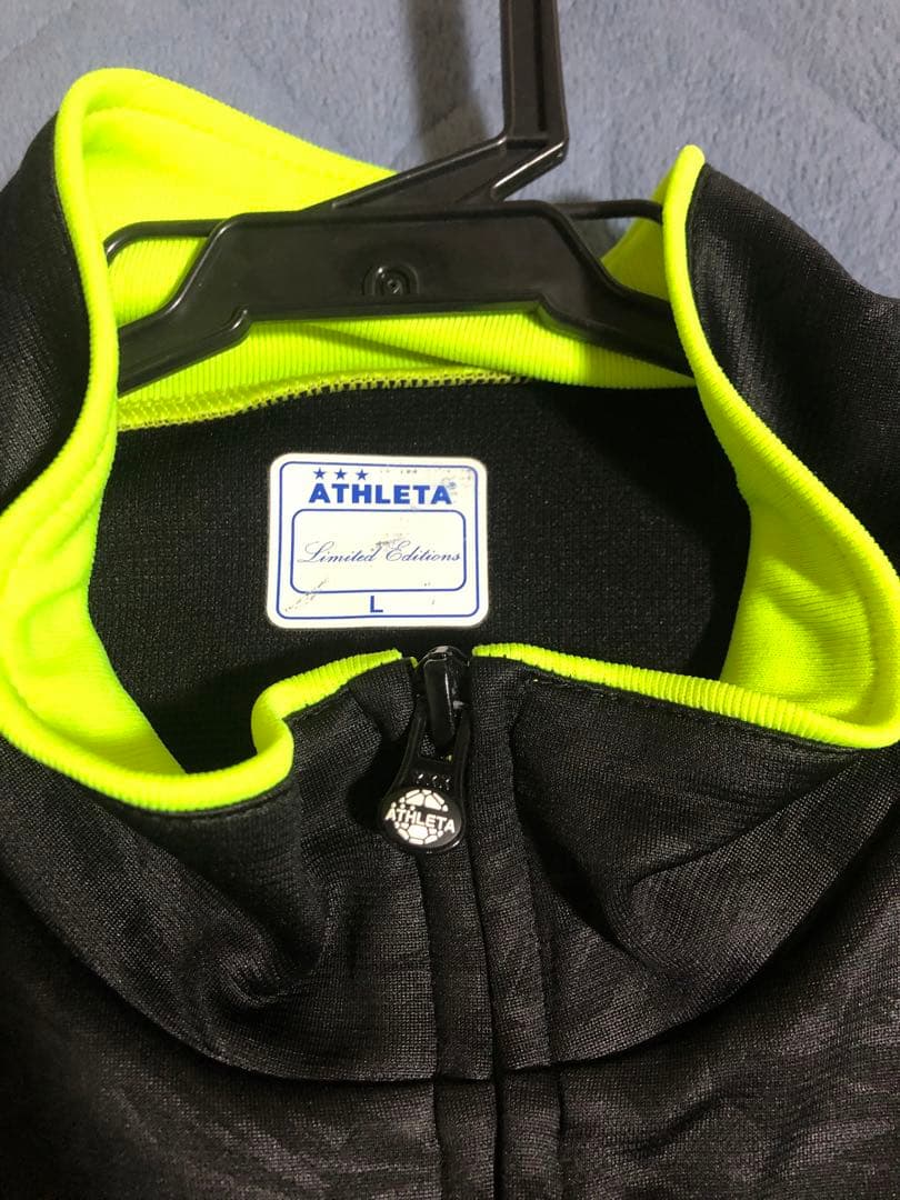ATHLETA ジャージ 上下セット ブラック/イエロー　サイズＬ