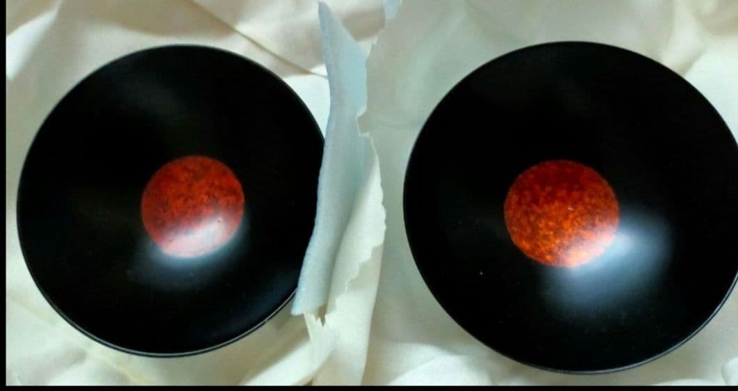 桐箱入り 蒔絵が施された漆器