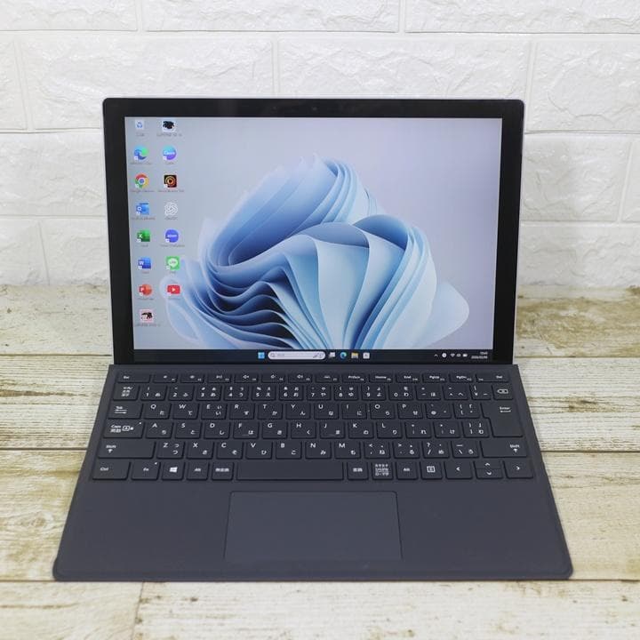 美品 surface pro7+ 11世代 タッチパネル Office2024