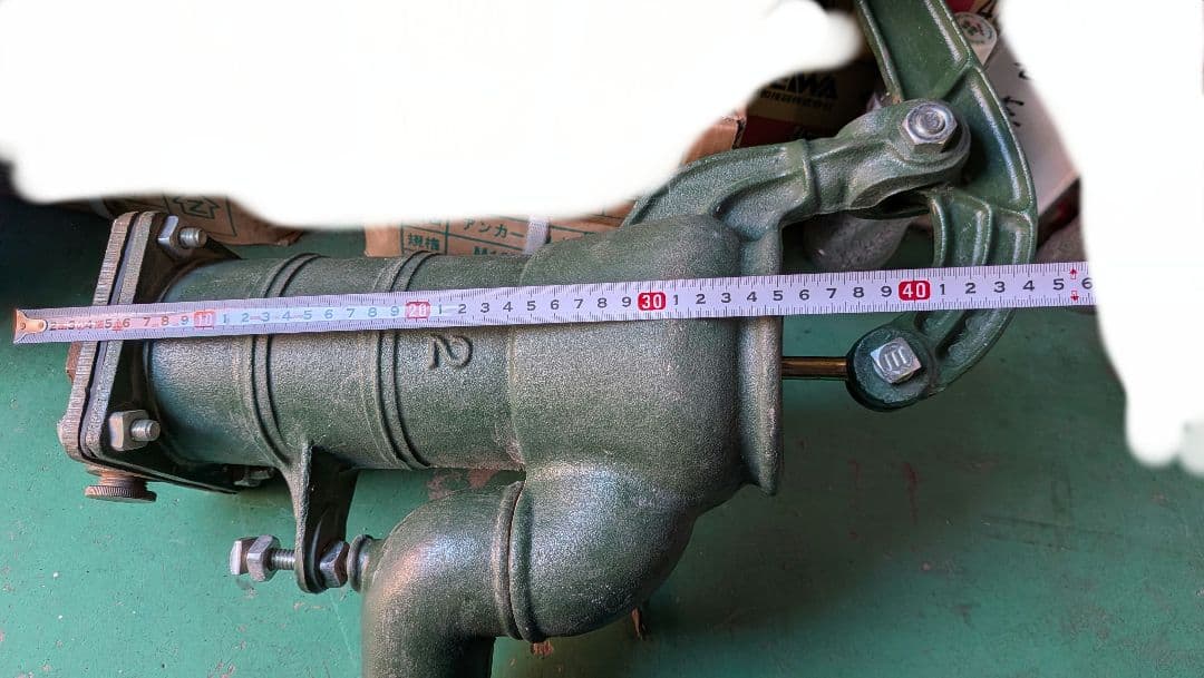 川印　手押し　昭和感レトロなポンプ グリーン