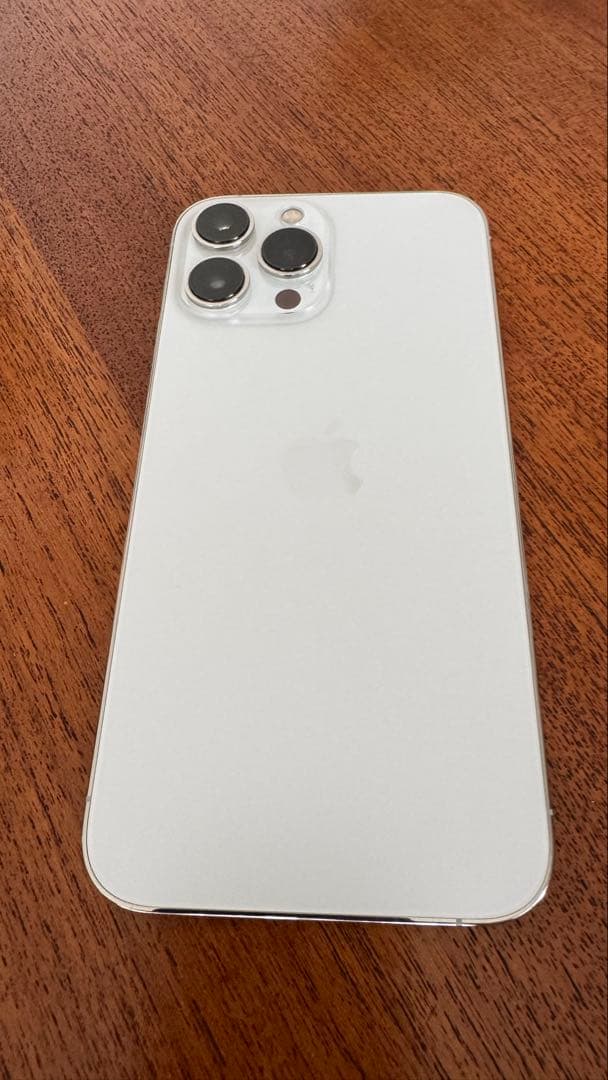 Apple iPhone 13 proMAX本体 シルバー