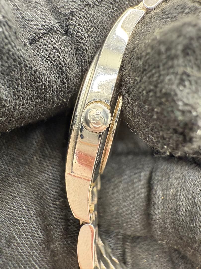 GUCCI アナログ時計 シルバー　5500L