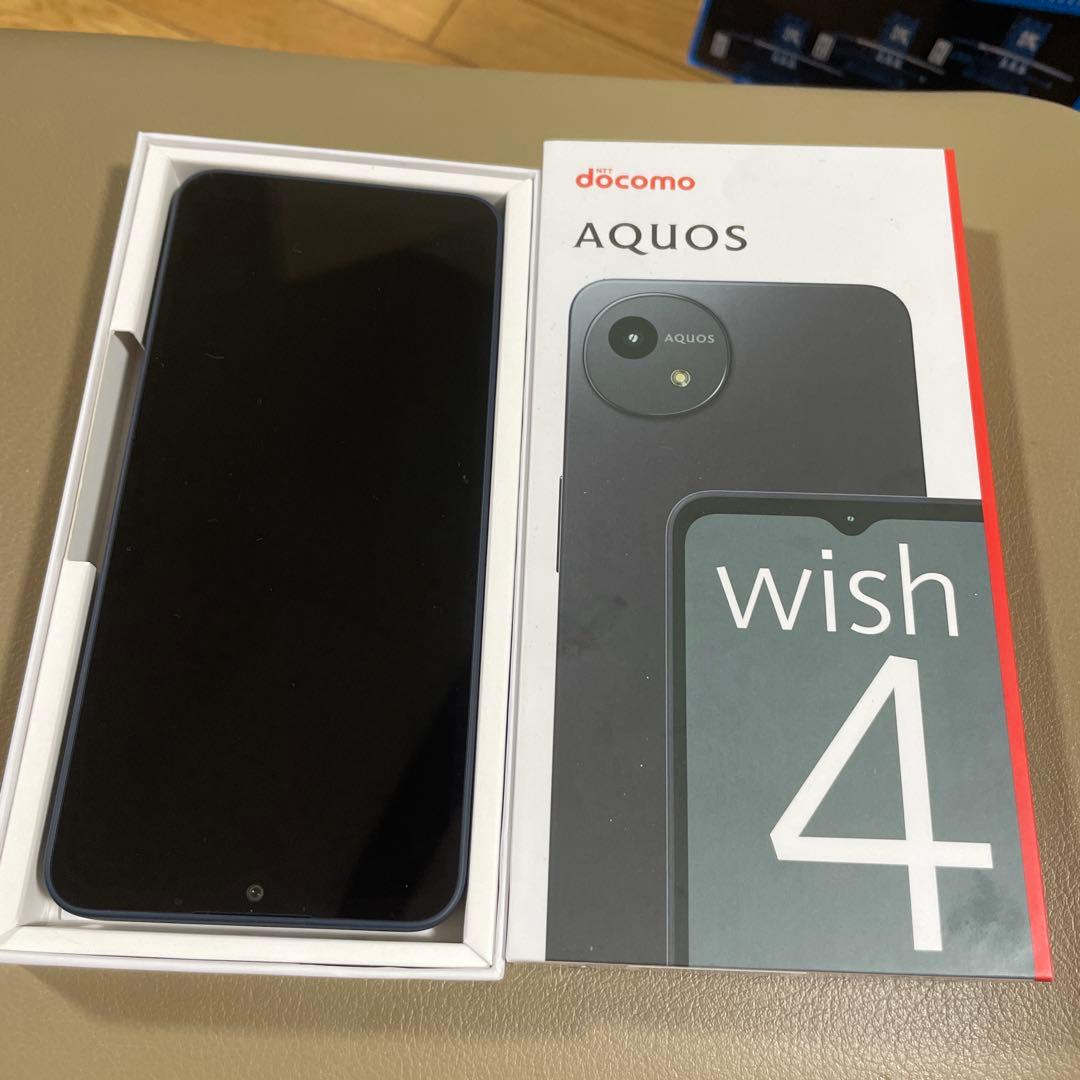 docomo AQUOS wish 4 ダークブルー 本体