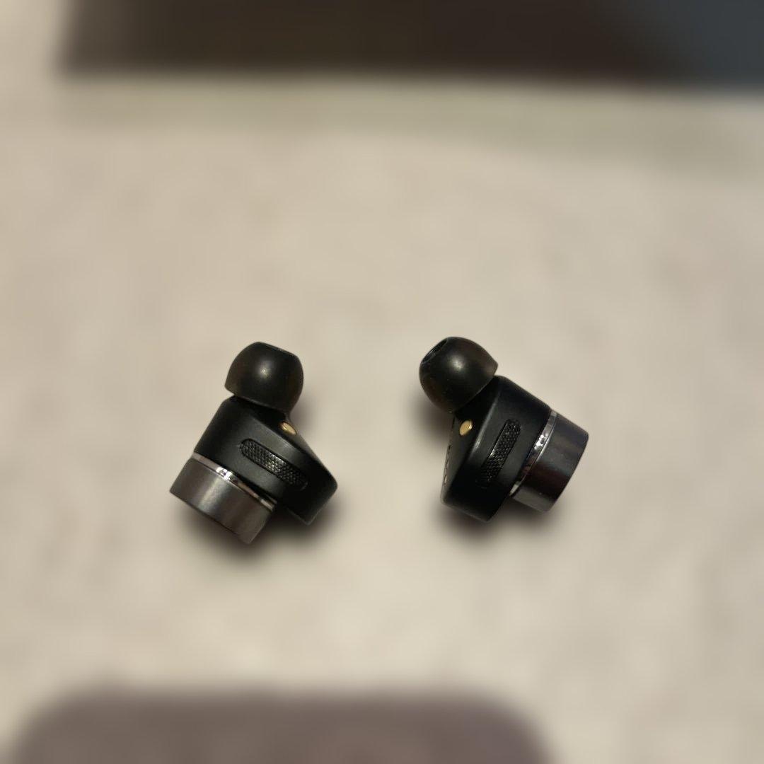 B&W ワイヤレスイヤホン Pi7S2 ブラック