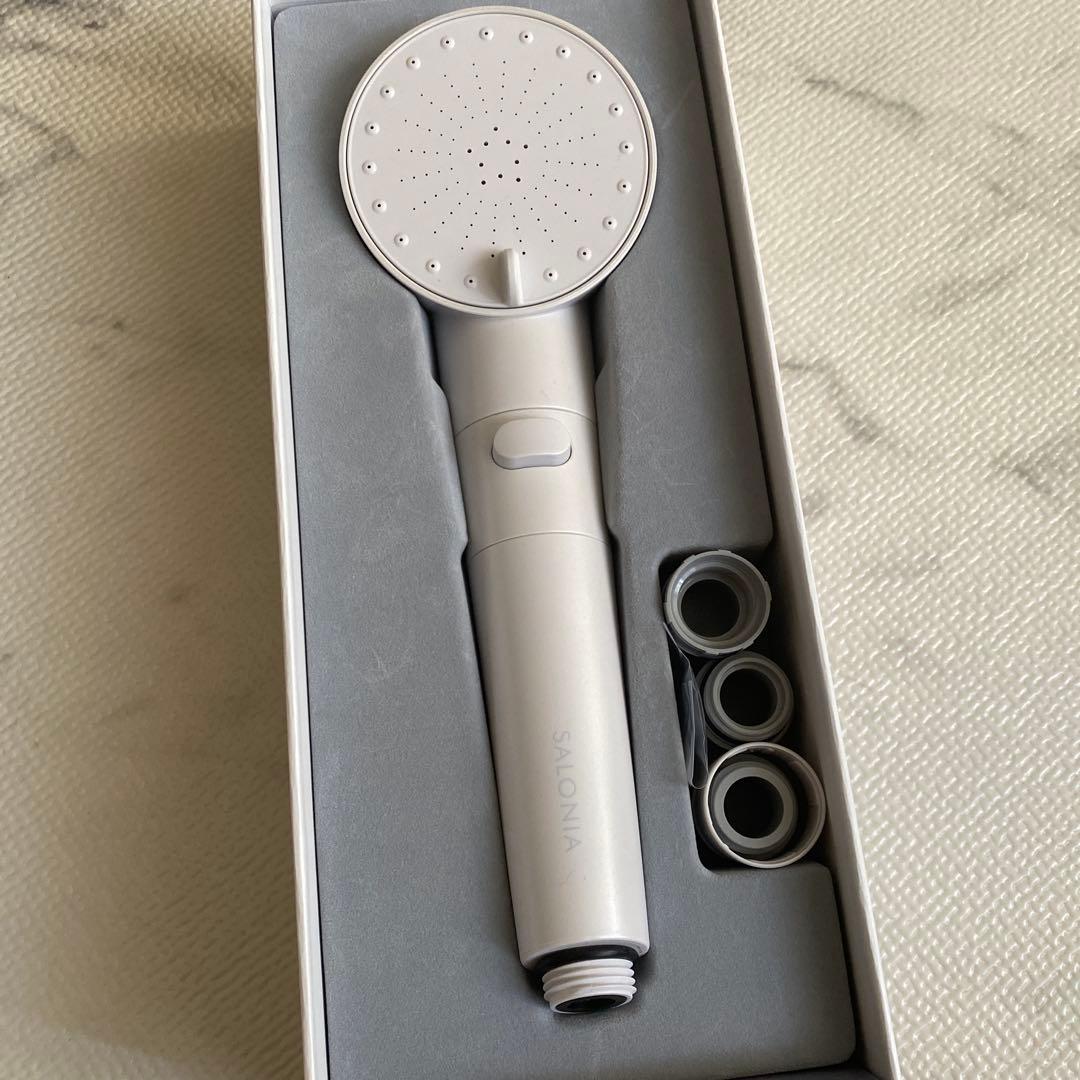 サロニア 美品 カートリッジ付き シャワーヘッド