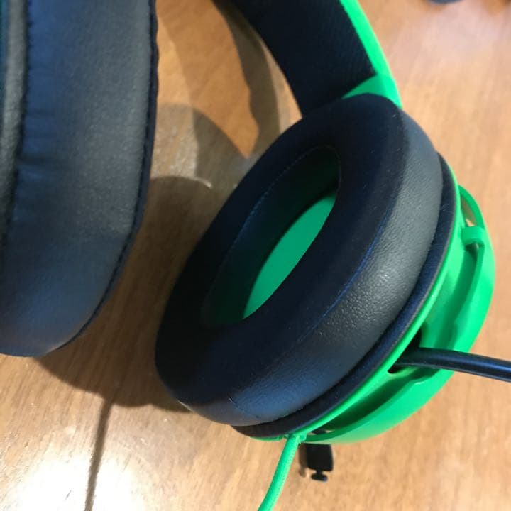 ヘッドホン Razer KRAKEN TOURNAMENT EDITION GREEN