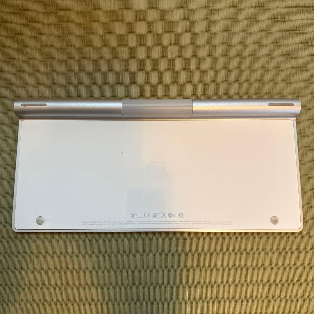 Apple iMac 21.5インチ 純正キーボード付き