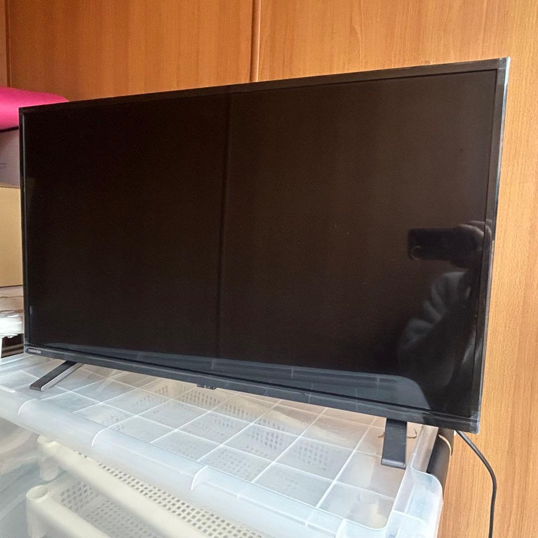 美品 TOSHIBA 液晶テレビ32v