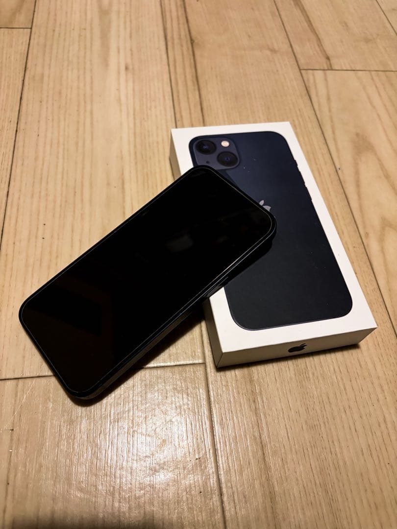 Apple iPhone 13 128GB ミッドナイト　バッテリー90%