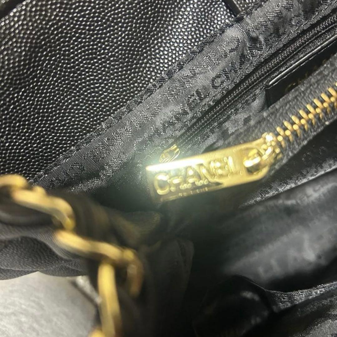 CHANEL ブラック ハンドバッグ キルティングノベルティ