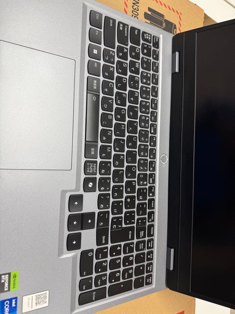 Lenovo LOQ 15IRX9 ノートPC LUNA GREY