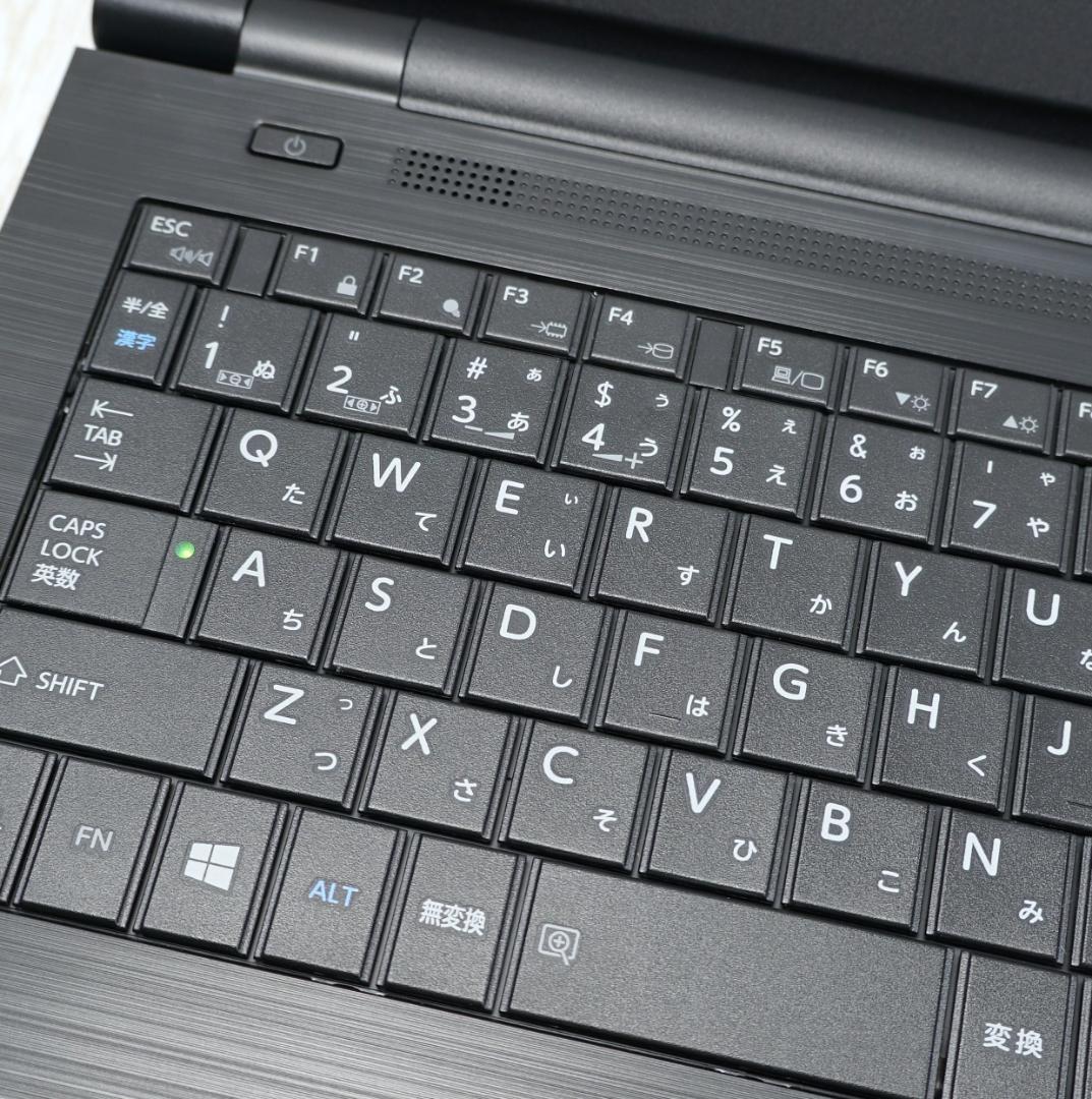 極美品で神速の２０２３年製✨１１世代ｉ５に超高速大容量新品ＳＳＤ１ＴＢ✨フルＨＤ