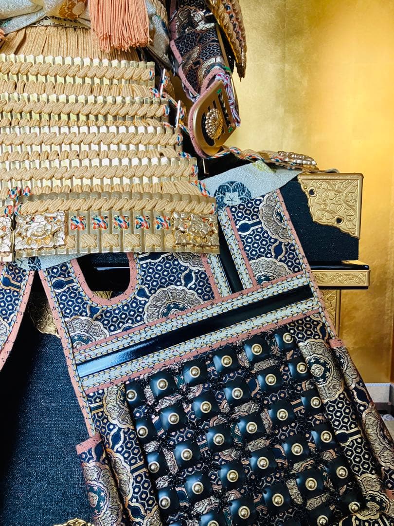 五月人形　鈴甲子雄山 大鎧 正絹１８号