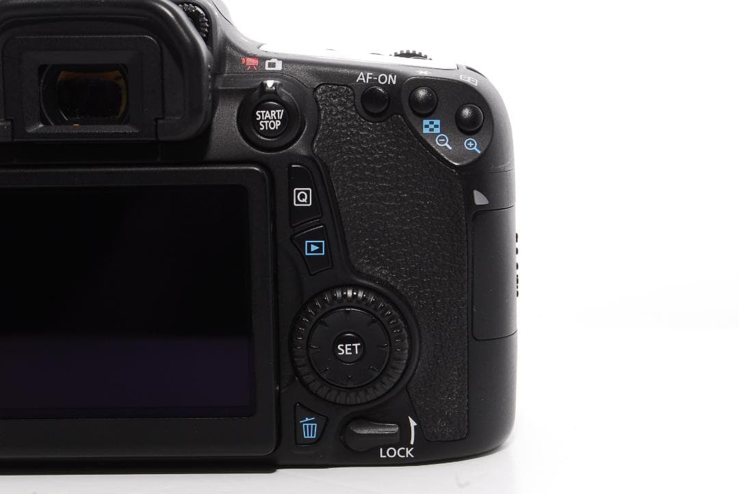 ✨Wi-Fi搭載機 ショット数少なめ✨Canon EOS 70Dレンズセット