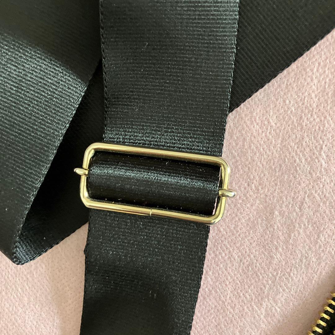 最終お値下げ☆russet clouds nylon スリングバッグ ブラック