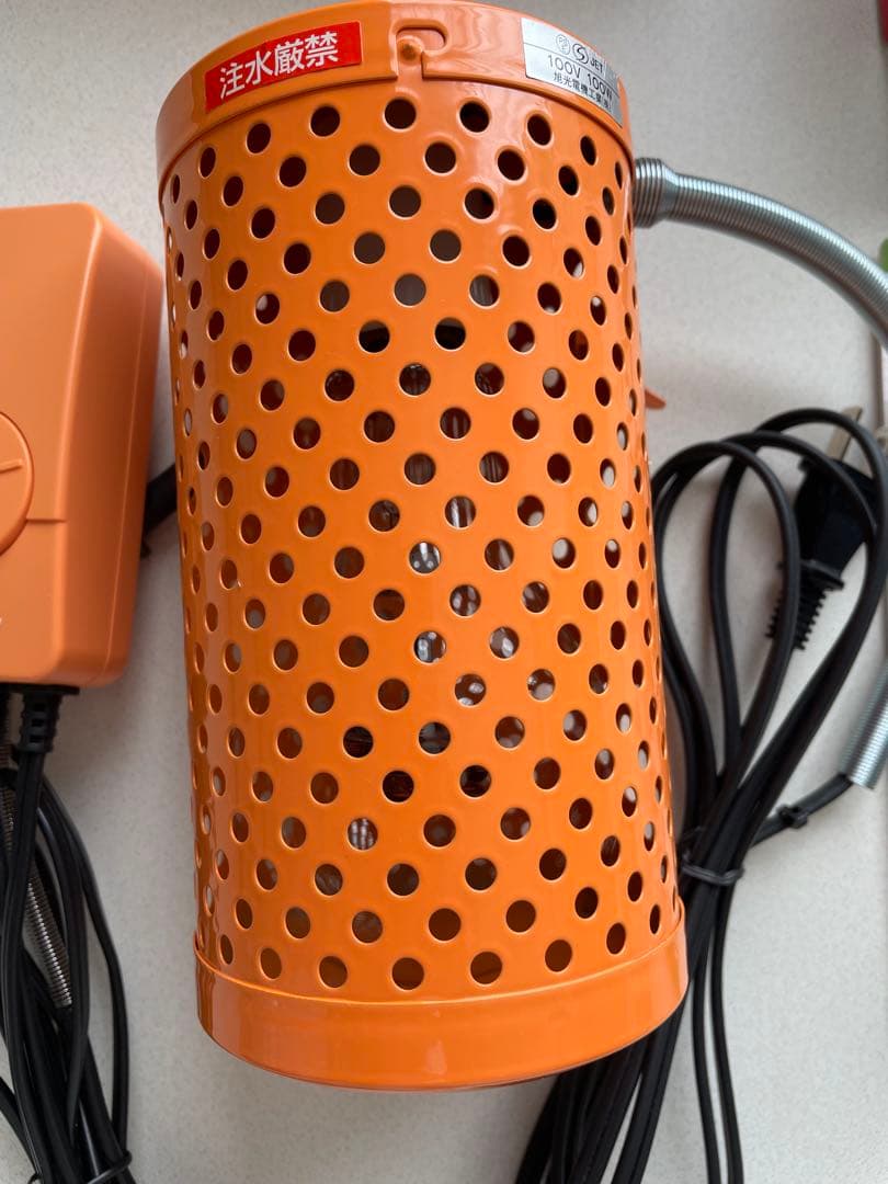 アサヒ ペットヒーター100W & 電子サーモスタット&室内、室外温度計