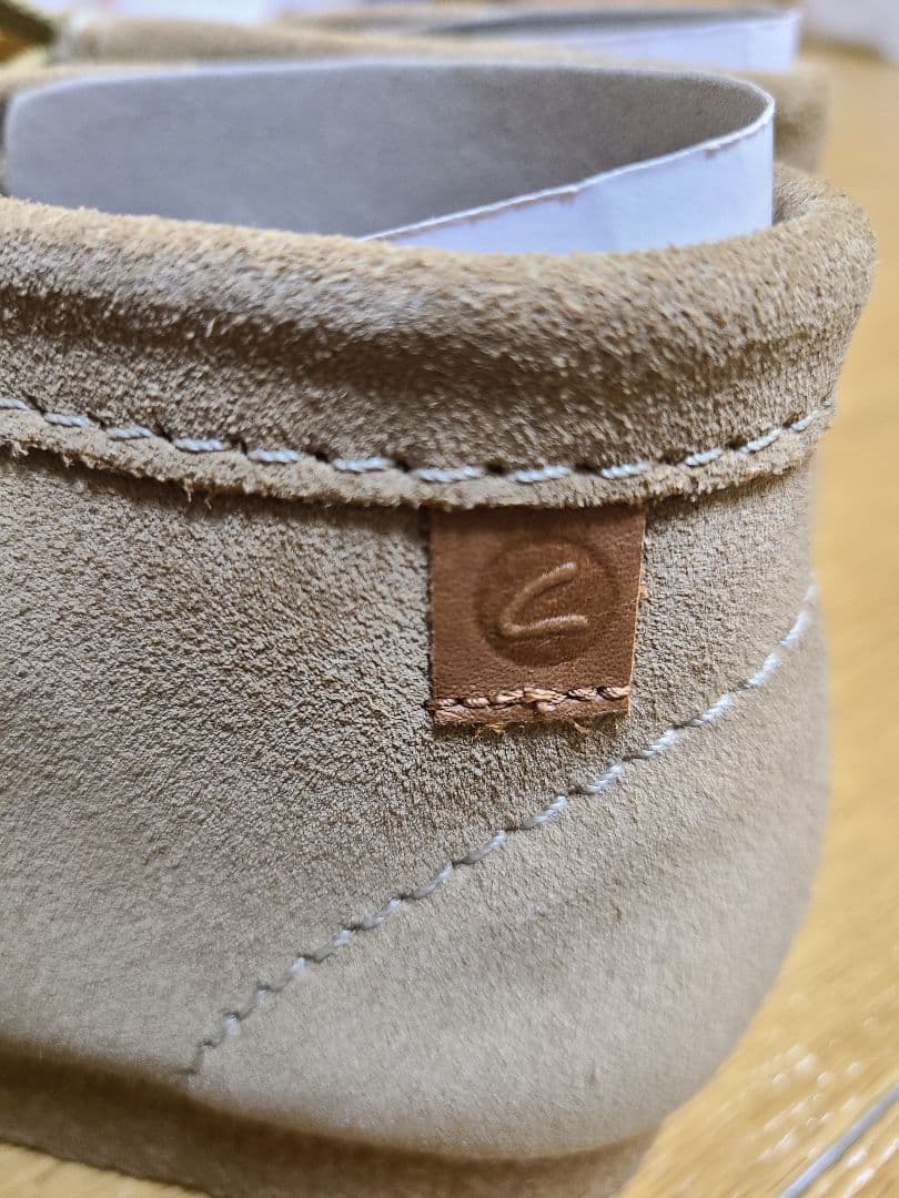 新品未使用!!Clarks shacre boot ベージュ スエード モカシン