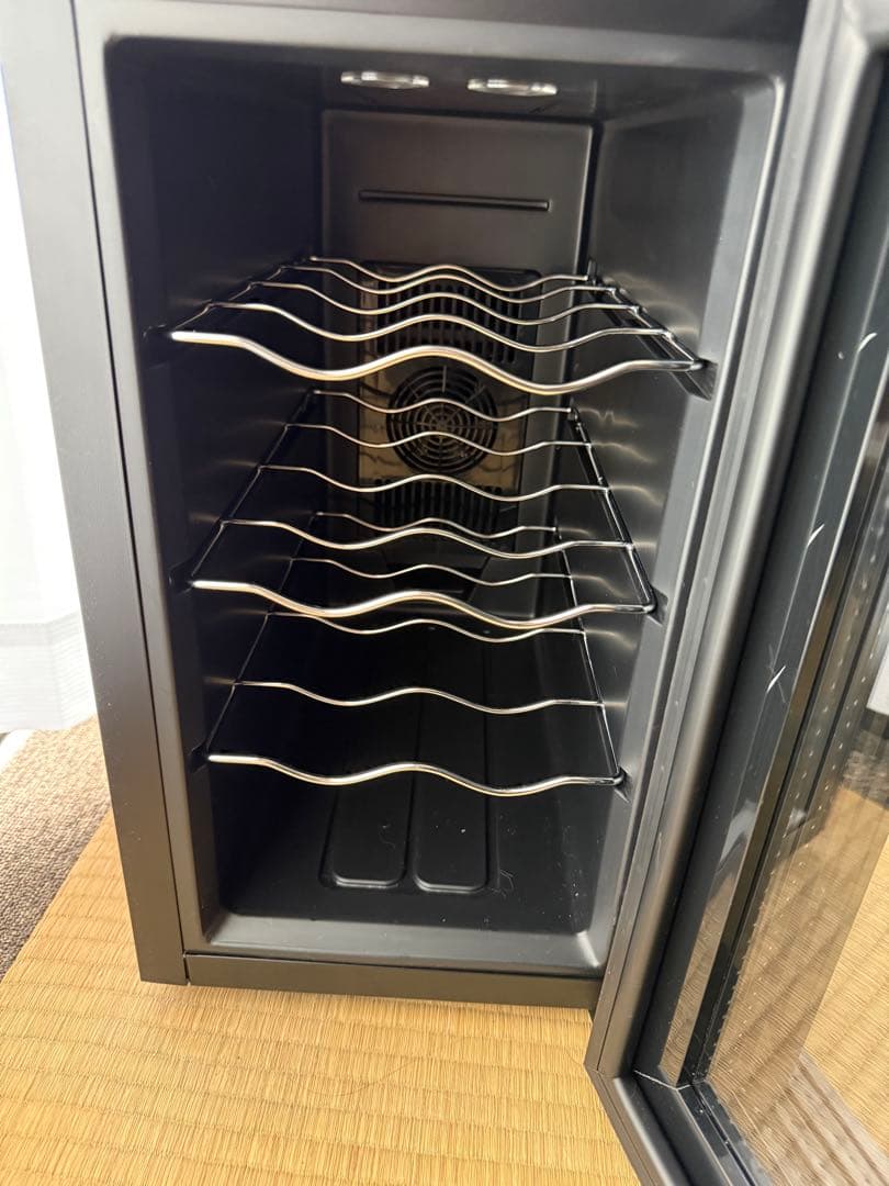 IRIS OHYAMA ワインセラー ブラック