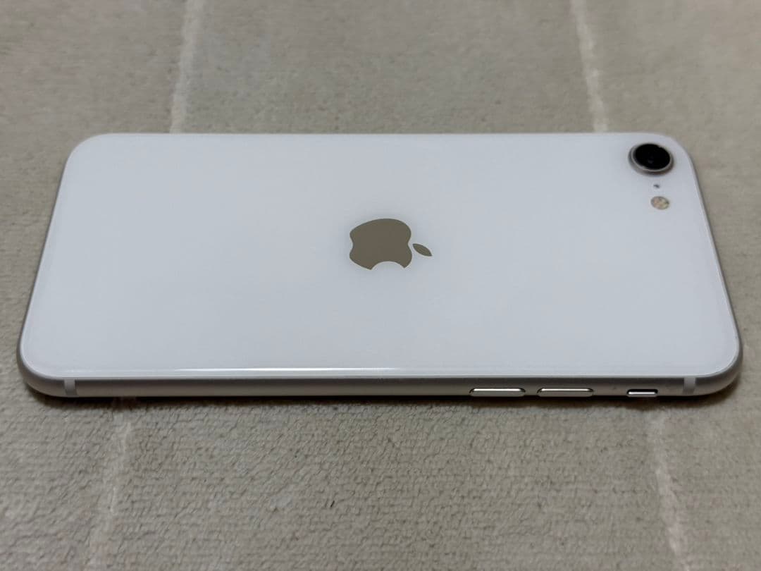 iPhone SE 3世代 64GB SIMフリー