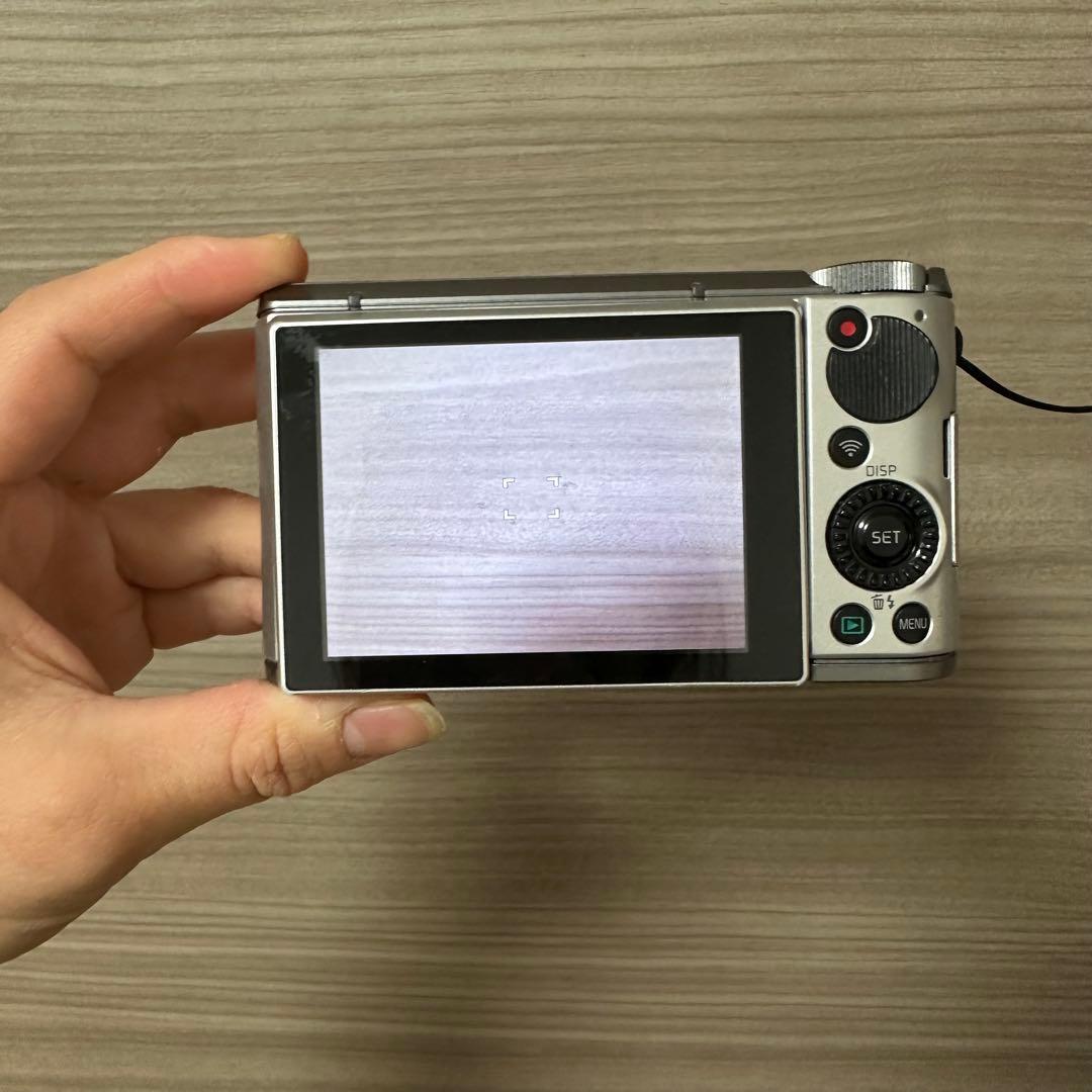 EXILIM EX-ZR1700 カシオ CASIO 自撮り　デジカメ