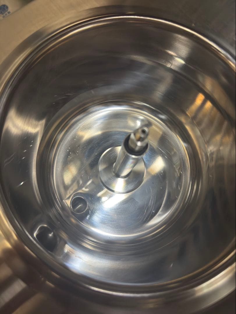 FMI 小型アイスクリームフリーザー HTF6N