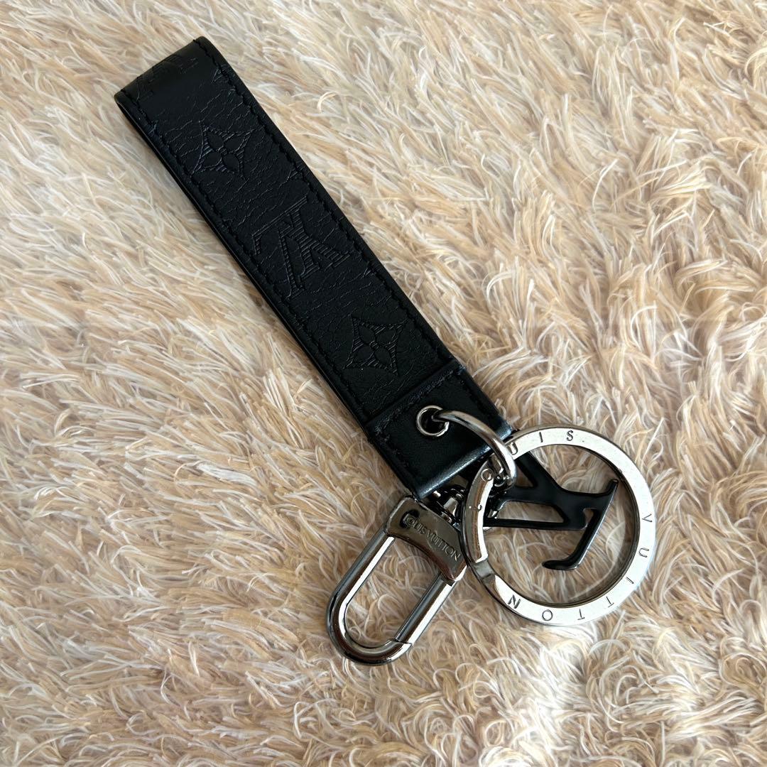 美品✨ ルイヴィトン モノグラム シャドウ ポルトクレ ドラゴンヌ キーリング