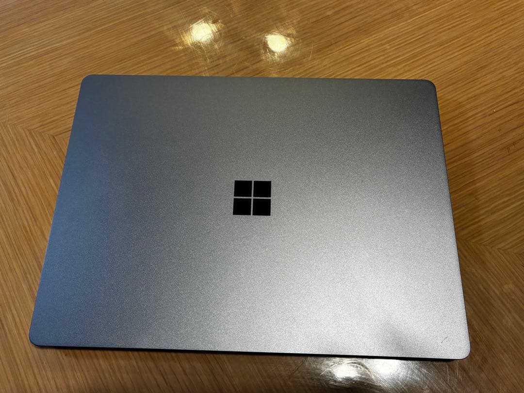 Microsoft Surface Laptop Go2 シルバー