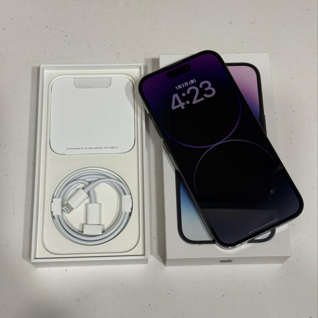 iPhone 14pro 256GB ディープパープル　バッテリー82%