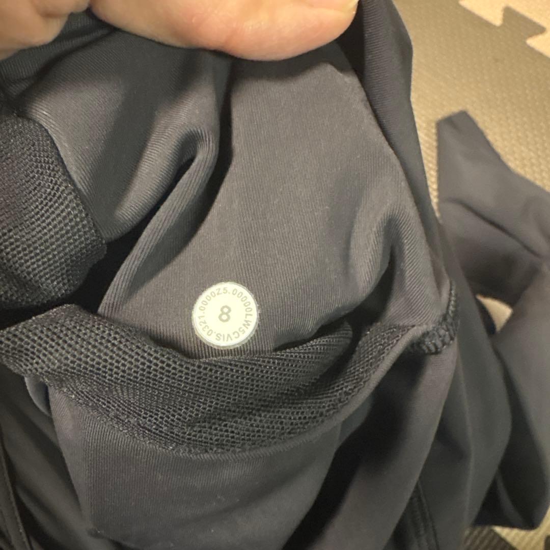 お値下げ中！新品Lululemon サイズ8
